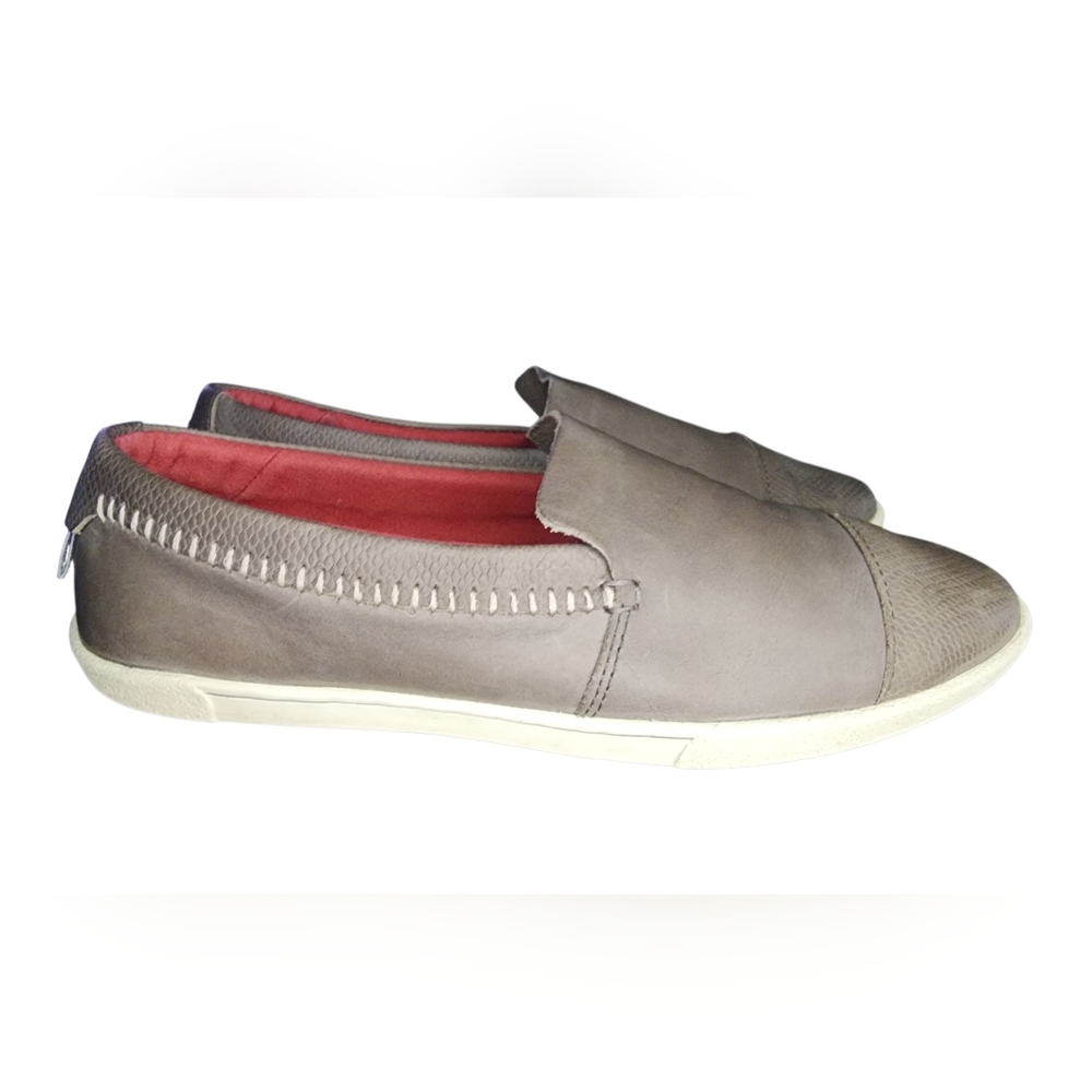 Olukai Alohi Slip-on Sneakers, Womens 7 - Picture 2 of 10